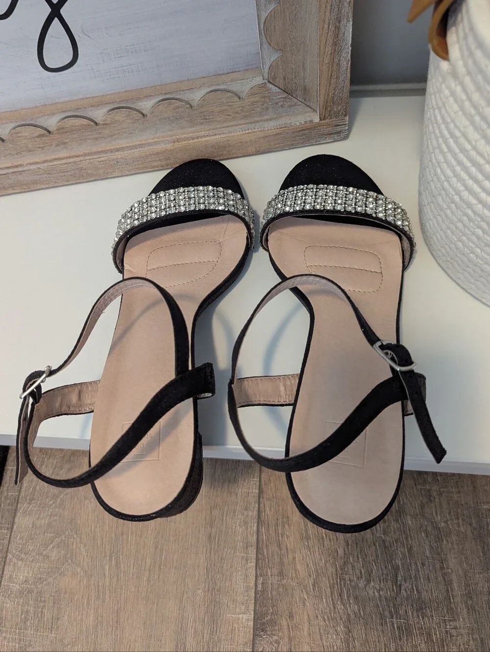 DB Studio Women's Black Silver Crystal Rhinestone Block Heels Sandals Size 9